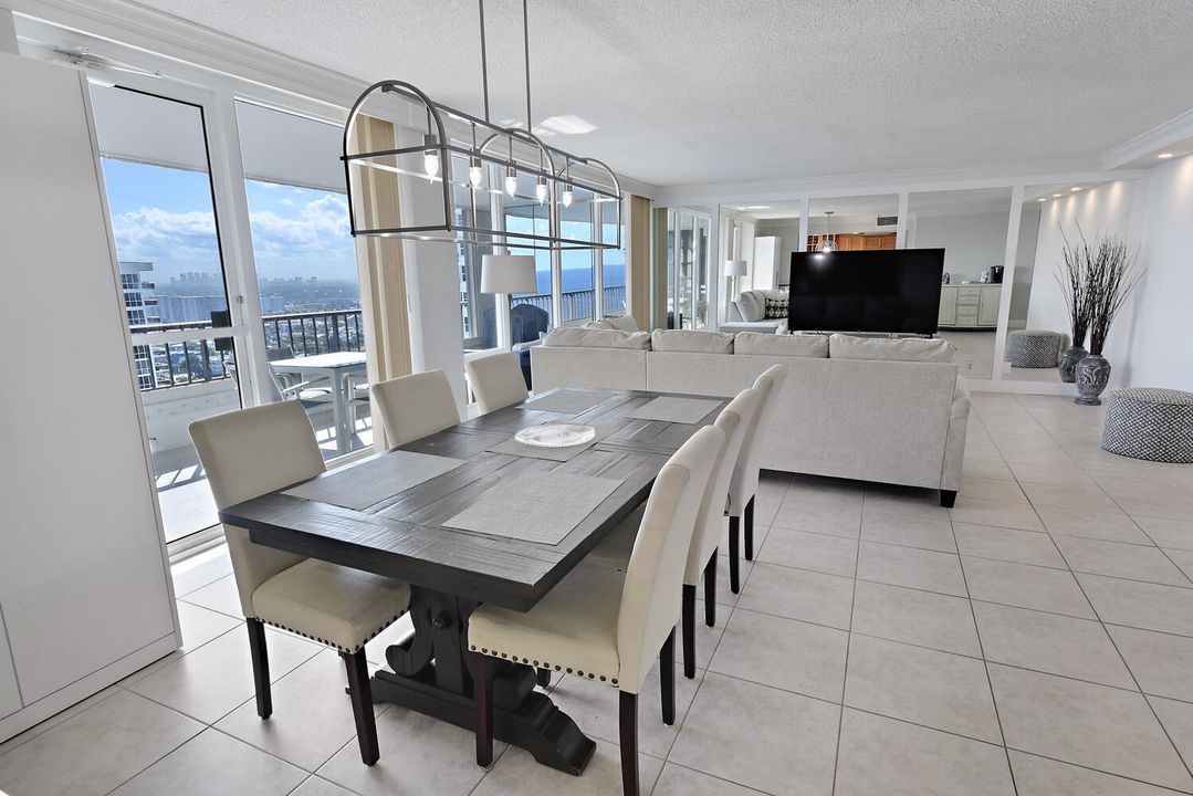 For Rent: $7,500 (2 beds, 2 baths, 1650 Square Feet)