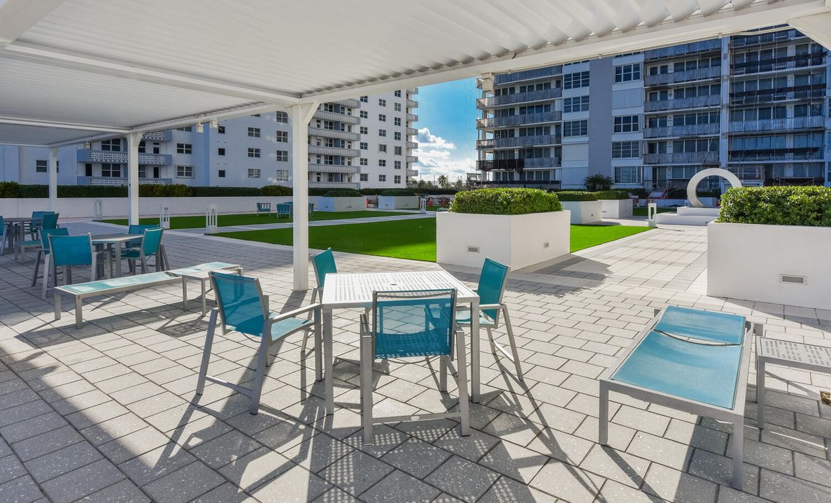 For Rent: $7,500 (2 beds, 2 baths, 1650 Square Feet)