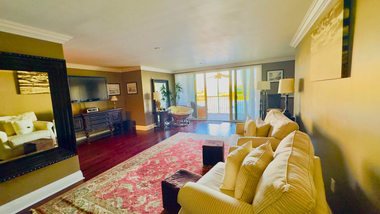 На продажу: $365,000 (2 спален, 2 ванн, 1414 Квадратных фут)