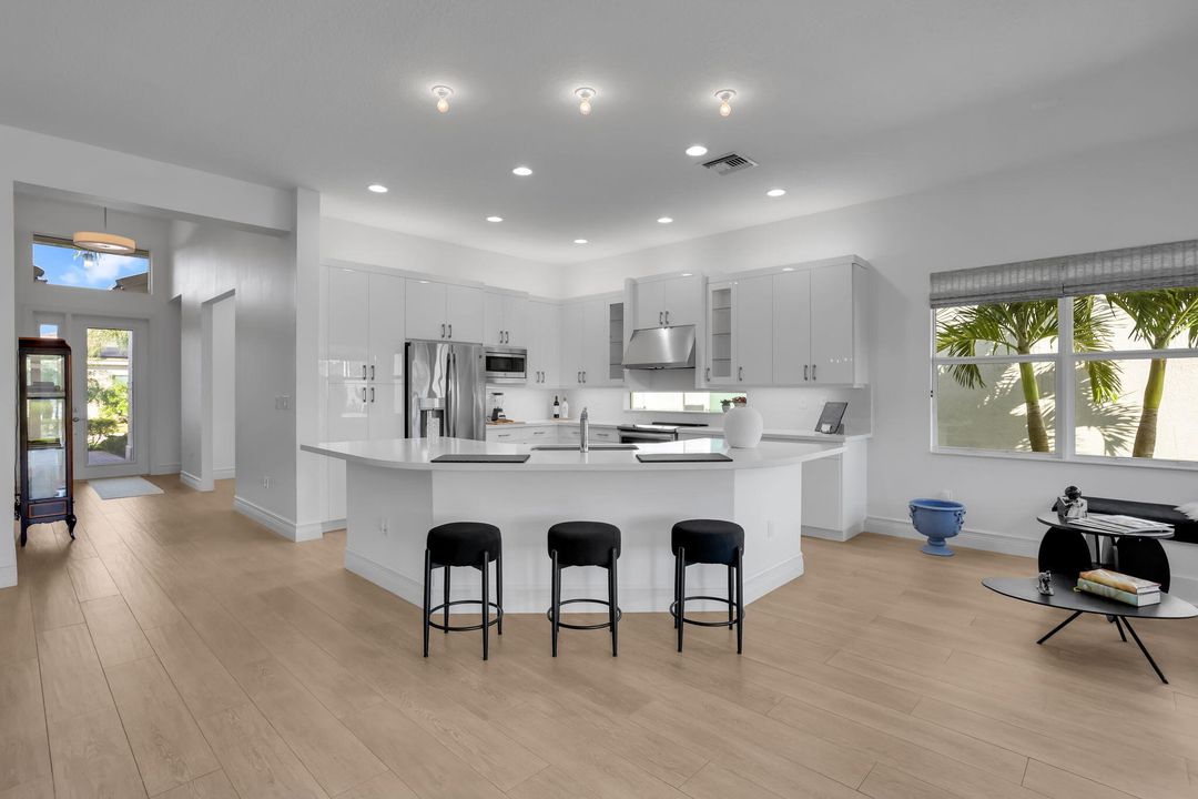 For Sale: $1,050,000 (3 beds, 3 baths, 2309 Square Feet)