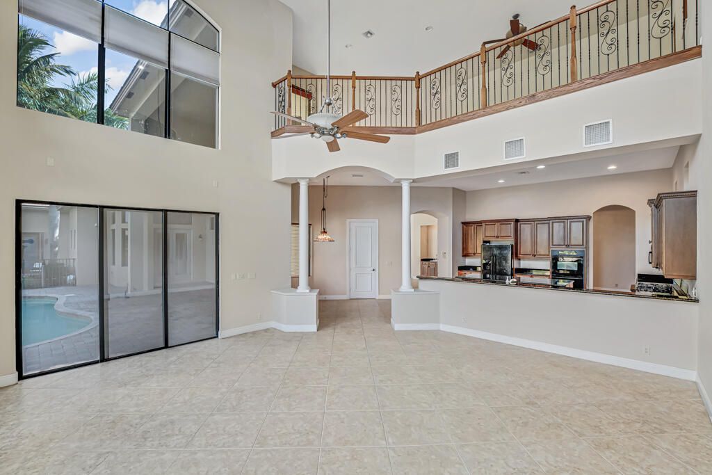 For Rent: $9,800 (5 beds, 6 baths, 5787 Square Feet)