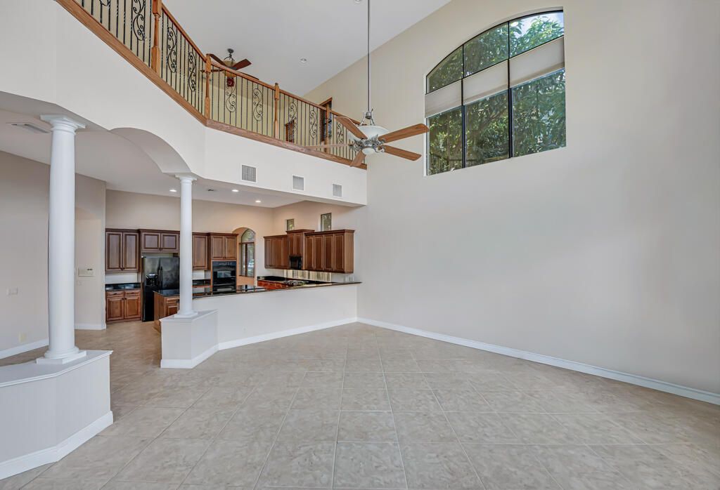 For Rent: $9,800 (5 beds, 6 baths, 5787 Square Feet)