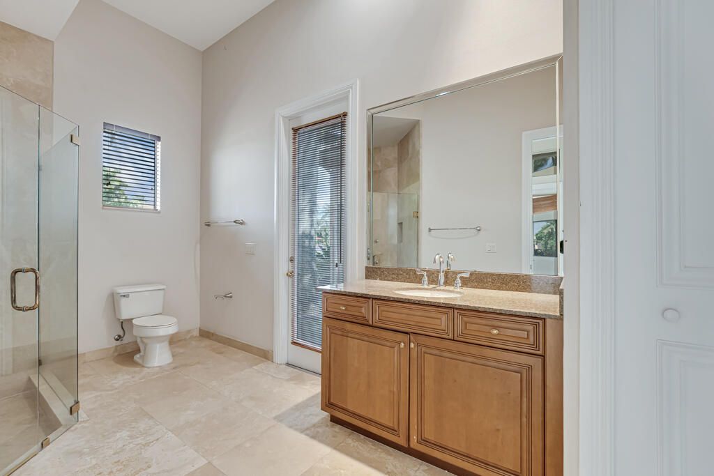 For Rent: $9,800 (5 beds, 6 baths, 5787 Square Feet)