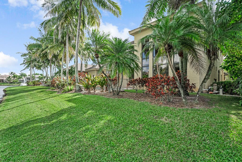 For Rent: $9,800 (5 beds, 6 baths, 5787 Square Feet)