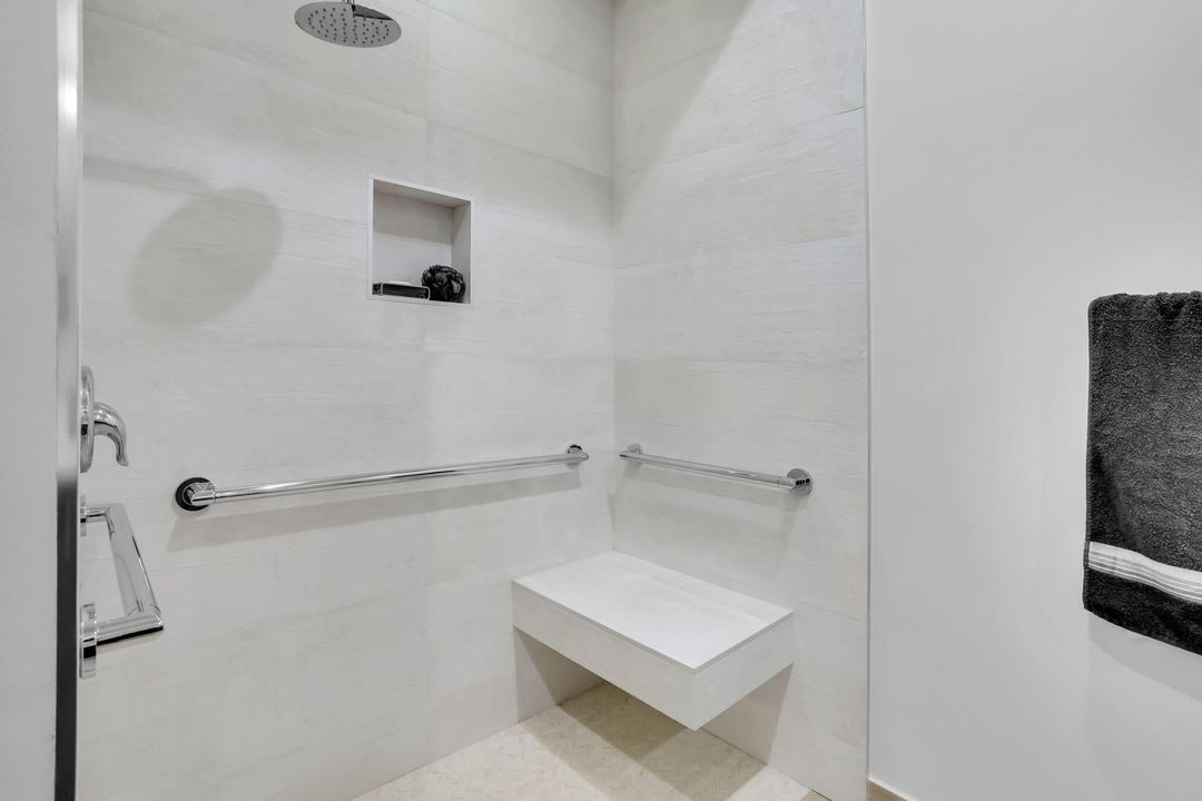 For Sale: $1,050,000 (3 beds, 3 baths, 2309 Square Feet)