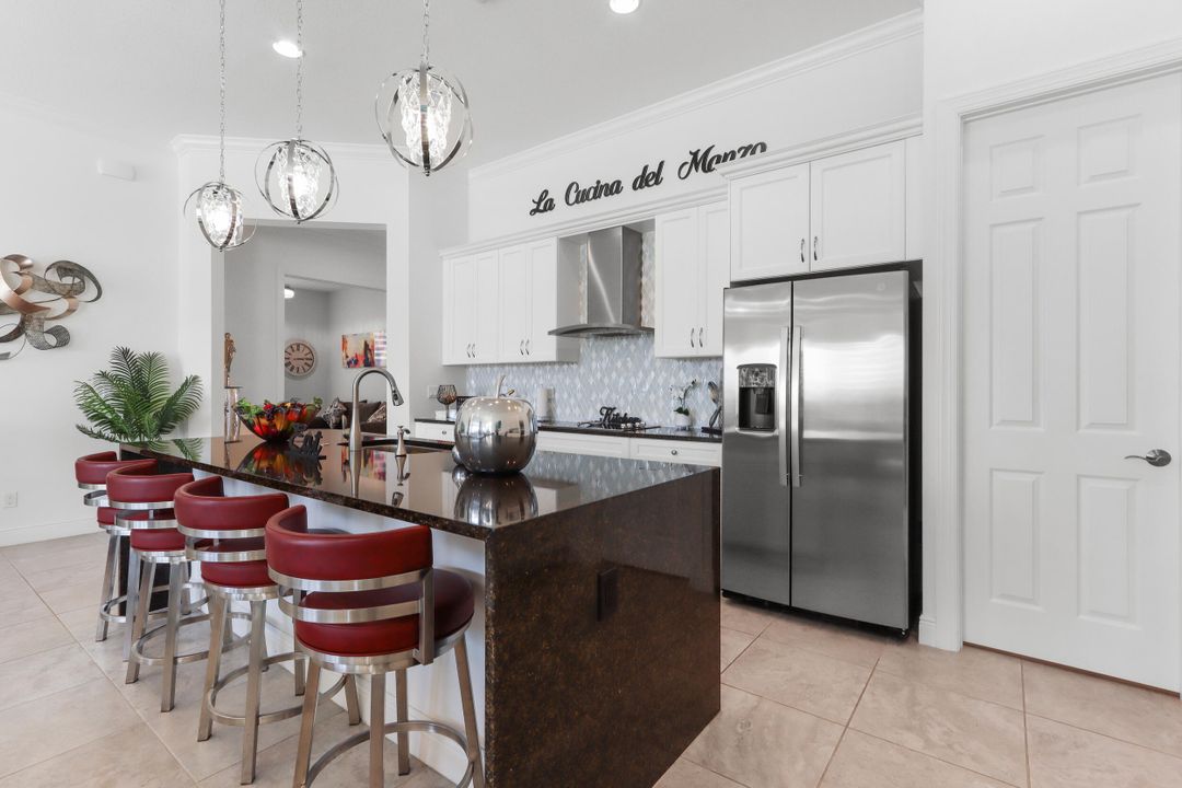 For Rent: $4,900 (3 beds, 2 baths, 1932 Square Feet)