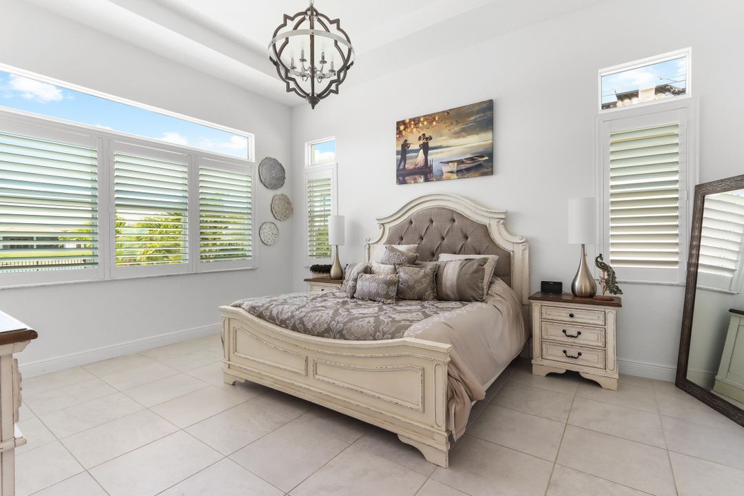 For Rent: $4,900 (3 beds, 2 baths, 1932 Square Feet)