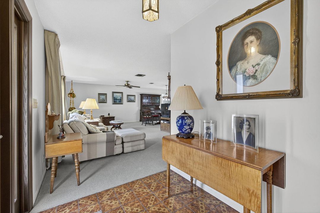 Active With Contract: $550,000 (3 beds, 2 baths, 2028 Square Feet)