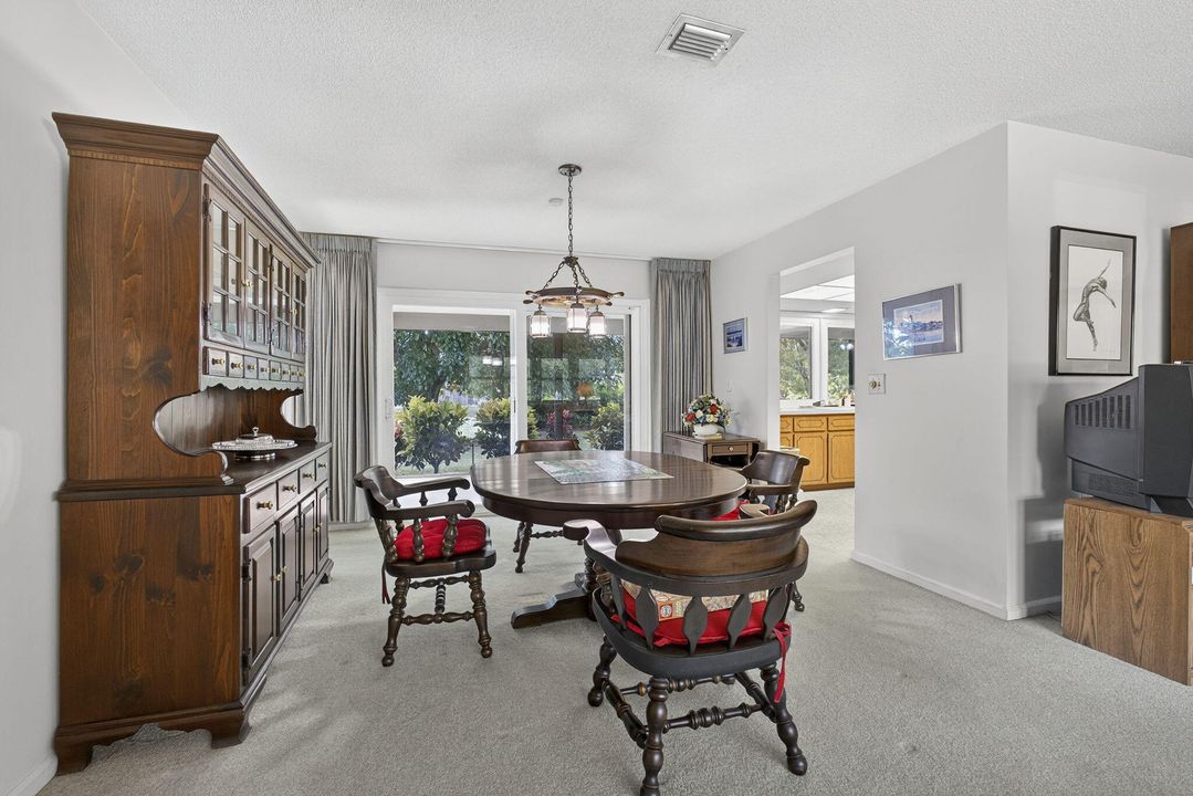 Active With Contract: $550,000 (3 beds, 2 baths, 2028 Square Feet)