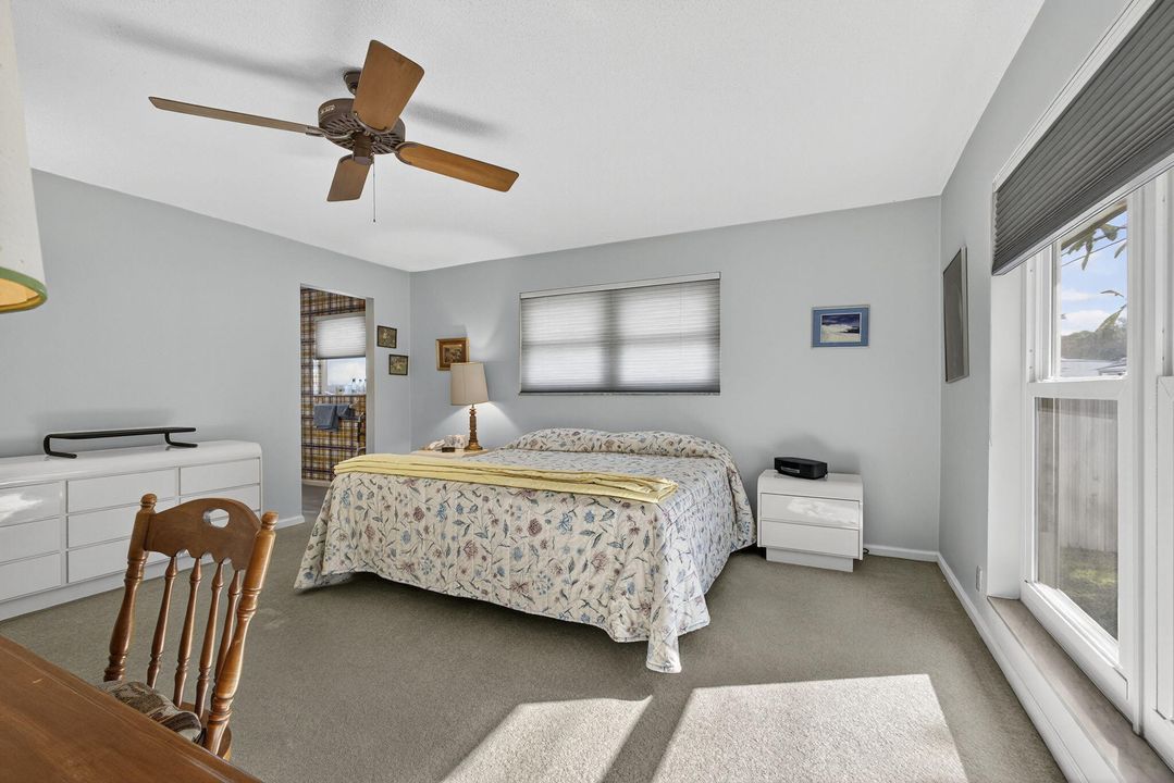 Active With Contract: $550,000 (3 beds, 2 baths, 2028 Square Feet)