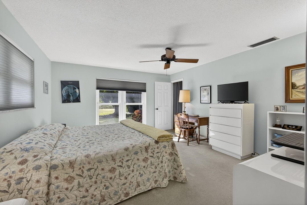 Active With Contract: $550,000 (3 beds, 2 baths, 2028 Square Feet)