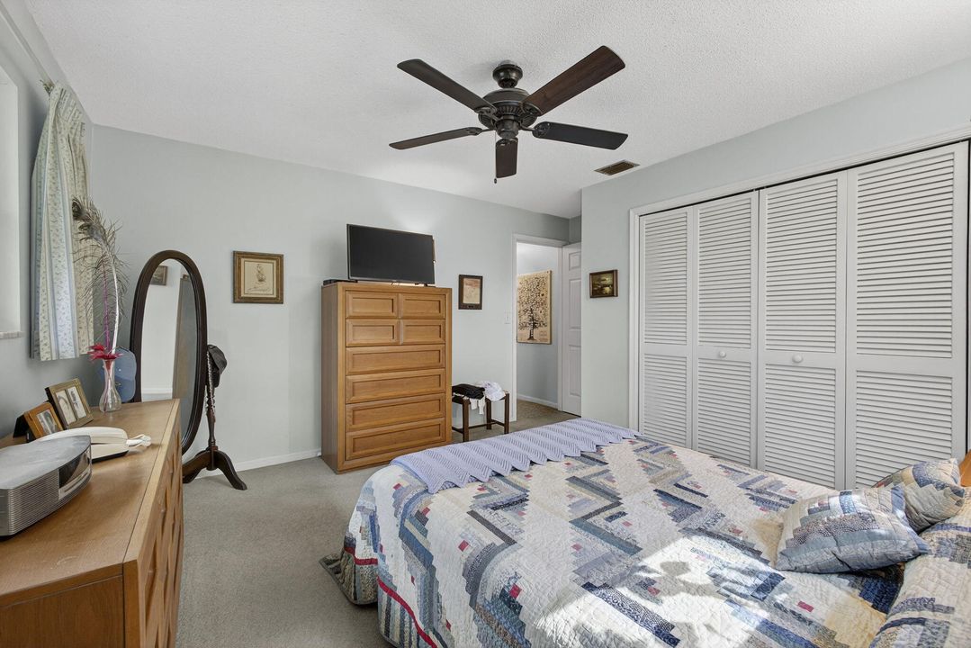 Active With Contract: $550,000 (3 beds, 2 baths, 2028 Square Feet)