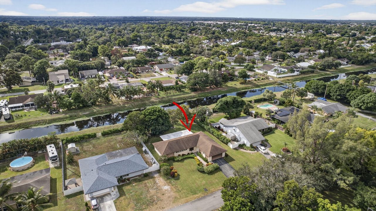 Active With Contract: $550,000 (3 beds, 2 baths, 2028 Square Feet)