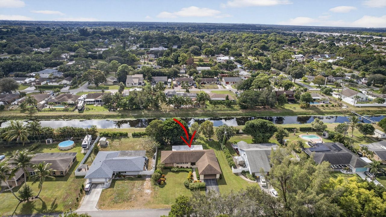 Active With Contract: $550,000 (3 beds, 2 baths, 2028 Square Feet)