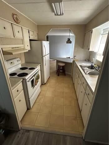 For Sale: $19,000 (2 beds, 2 baths, 1200 Square Feet)