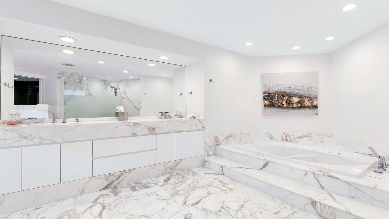 En Venta: $12,995,000 (6 camas, 6 baños, 6600 Pies cuadrados)