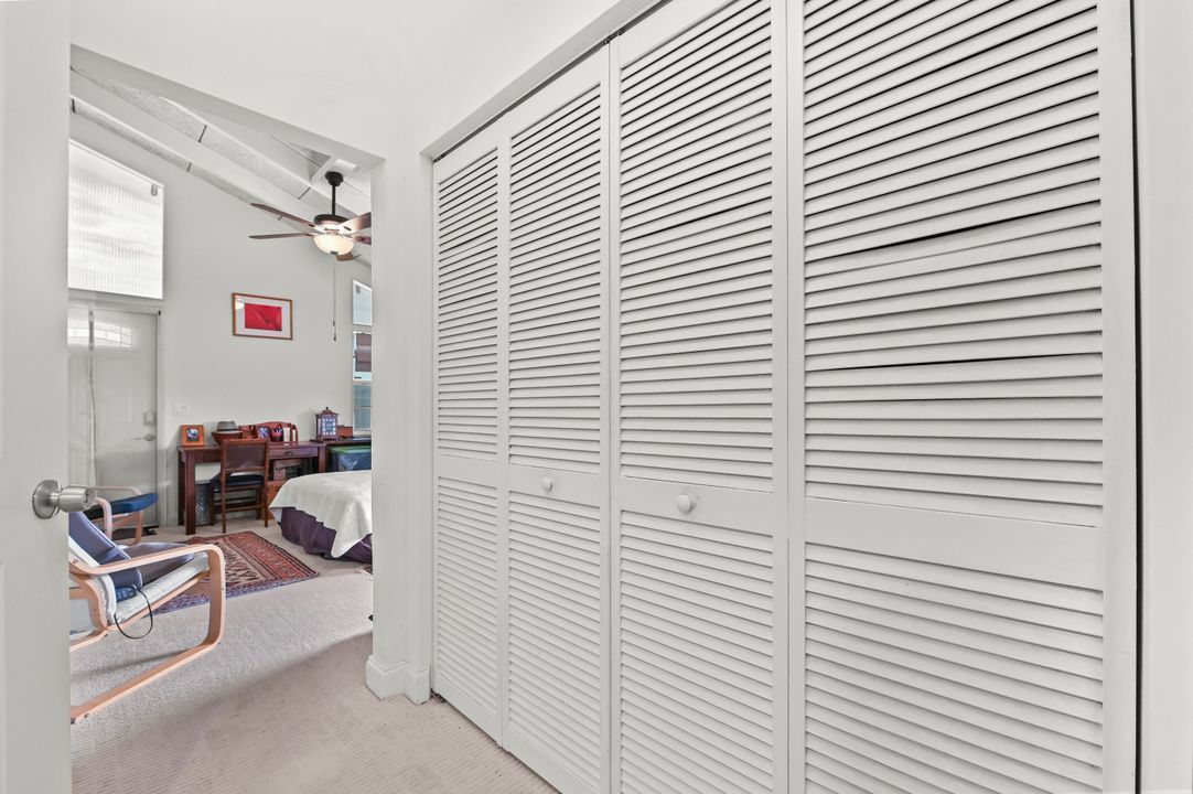 На продажу: $499,900 (2 спален, 1 ванн, 1028 Квадратных фут)