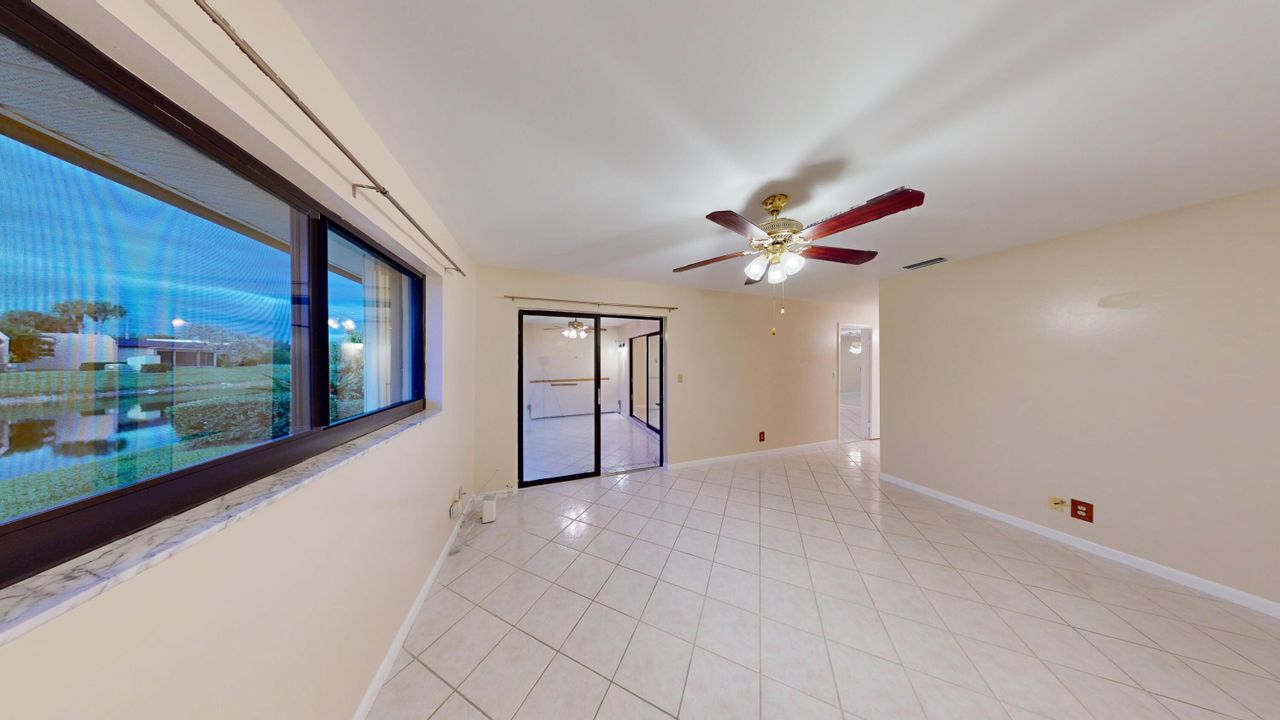 For Rent: $2,095 (2 beds, 2 baths, 1065 Square Feet)