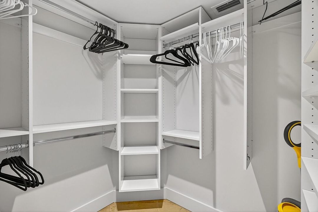 На продажу: $1,300,000 (3 спален, 3 ванн, 2300 Квадратных фут)