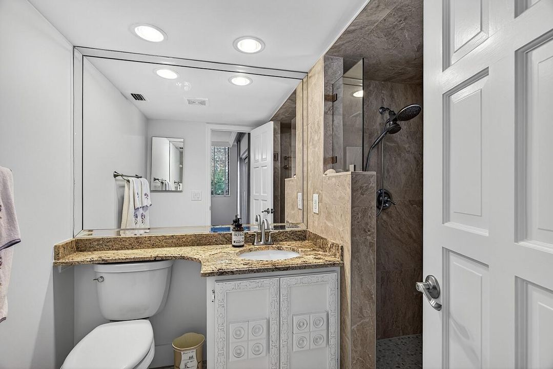 На продажу: $1,300,000 (3 спален, 3 ванн, 2300 Квадратных фут)