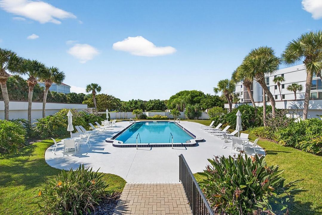 На продажу: $1,300,000 (3 спален, 3 ванн, 2300 Квадратных фут)