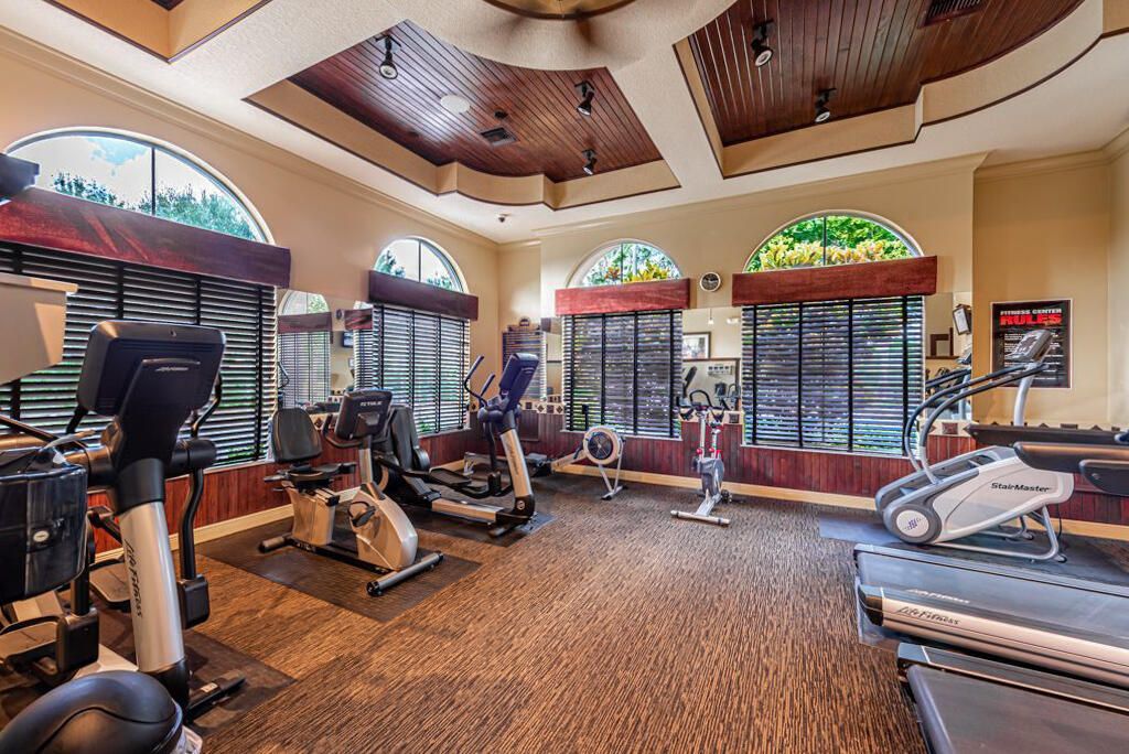 For Rent: $9,800 (5 beds, 6 baths, 5787 Square Feet)