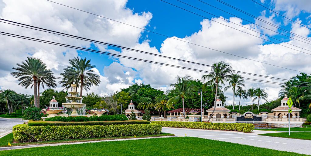 For Rent: $9,800 (5 beds, 6 baths, 5787 Square Feet)