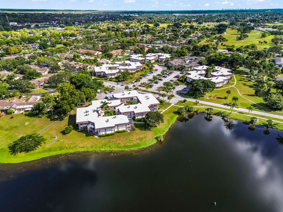 На продажу: $99,900 (1 спален, 1 ванн, 780 Квадратных фут)