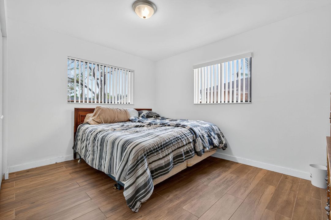 Под контрактом: $499,900 (3 спален, 2 ванн, 1459 Квадратных фут)