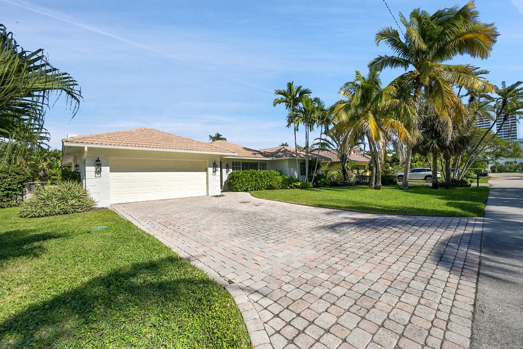 En Renta: $6,300 (3 camas, 3 baños, 2147 Pies cuadrados)