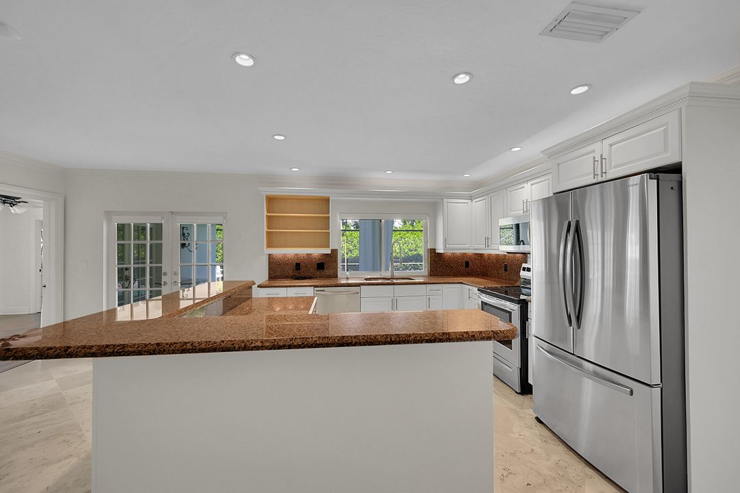 En Renta: $6,300 (3 camas, 3 baños, 2147 Pies cuadrados)