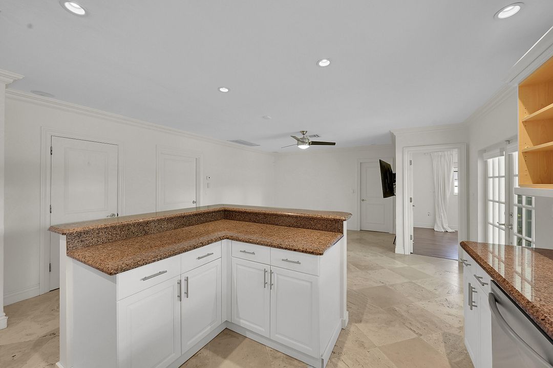 En Renta: $6,300 (3 camas, 3 baños, 2147 Pies cuadrados)