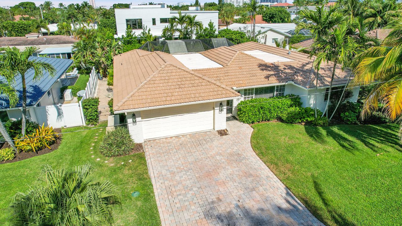 En Renta: $6,300 (3 camas, 3 baños, 2147 Pies cuadrados)