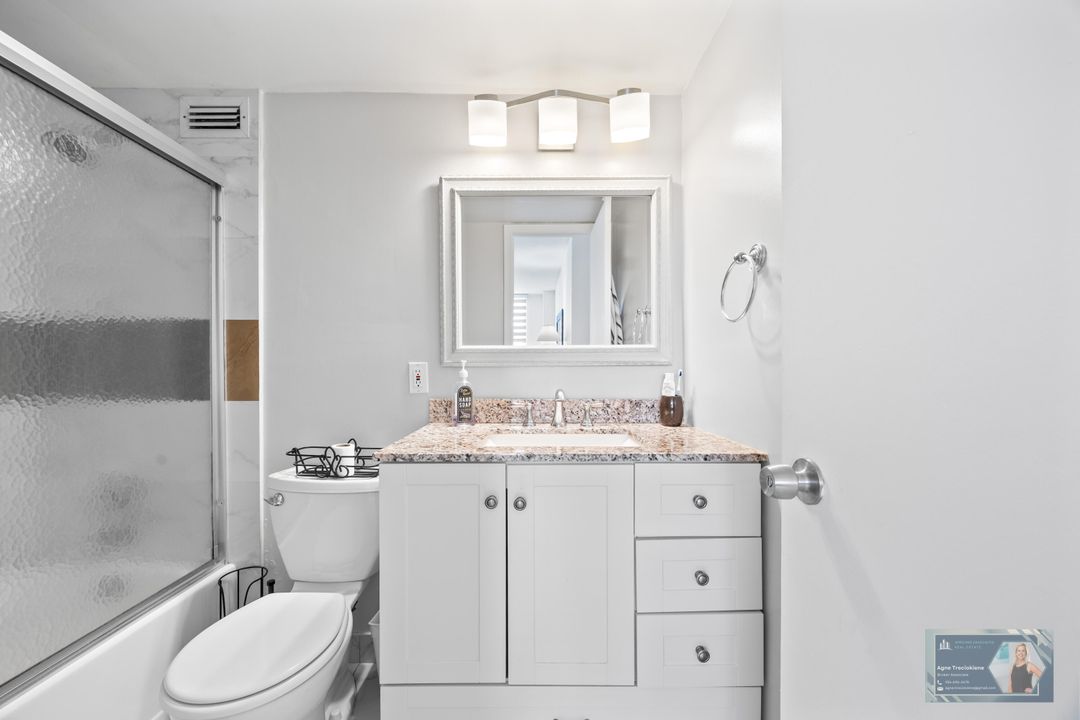 Под контрактом: $360,000 (2 спален, 2 ванн, 1311 Квадратных фут)