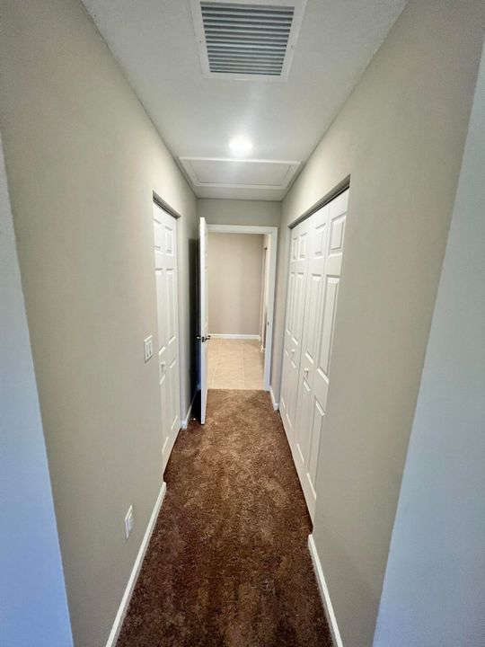 出租: $3,200 (4 贝兹, 3 浴室, 2078 平方英尺)