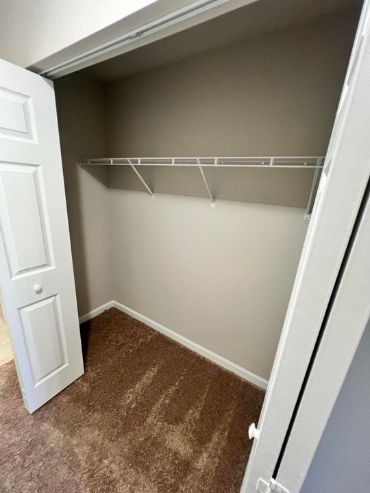 出租: $3,200 (4 贝兹, 3 浴室, 2078 平方英尺)