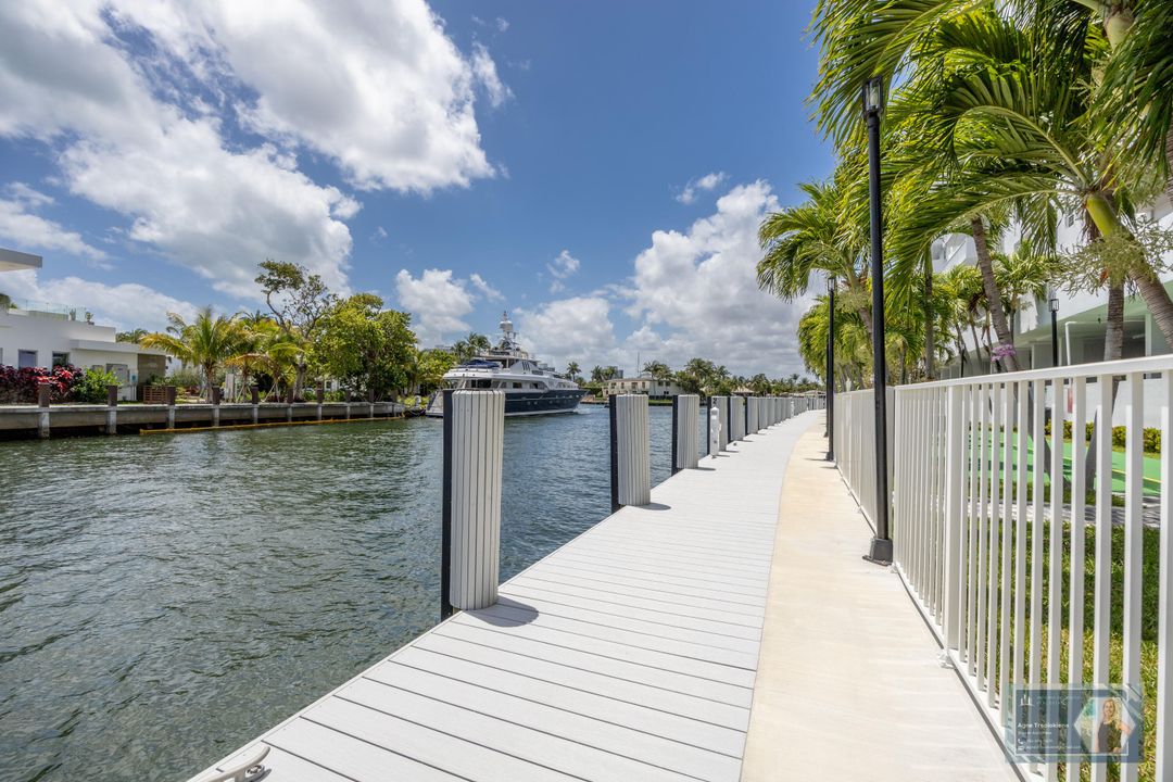 Под контрактом: $360,000 (2 спален, 2 ванн, 1311 Квадратных фут)