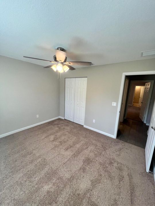 出租: $3,200 (4 贝兹, 3 浴室, 2078 平方英尺)