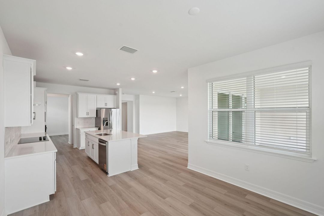 For Sale: $562,943 (4 beds, 3 baths, 2791 Square Feet)