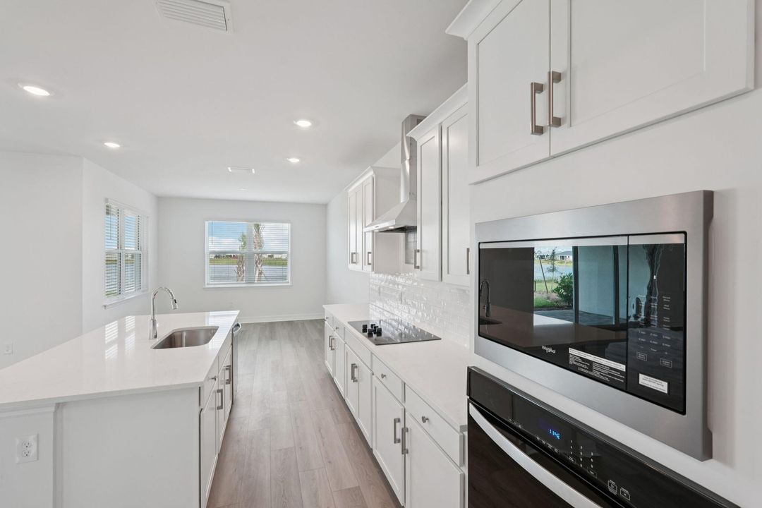 For Sale: $562,943 (4 beds, 3 baths, 2791 Square Feet)