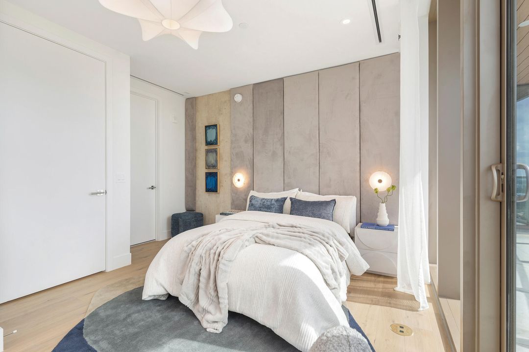 For Sale: $14,675,000 (4 beds, 4 baths, 4440 Square Feet)