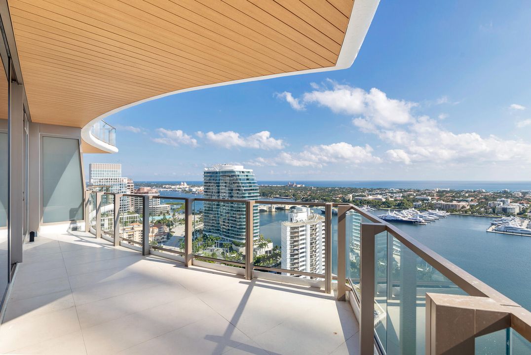 For Sale: $14,675,000 (4 beds, 4 baths, 4440 Square Feet)