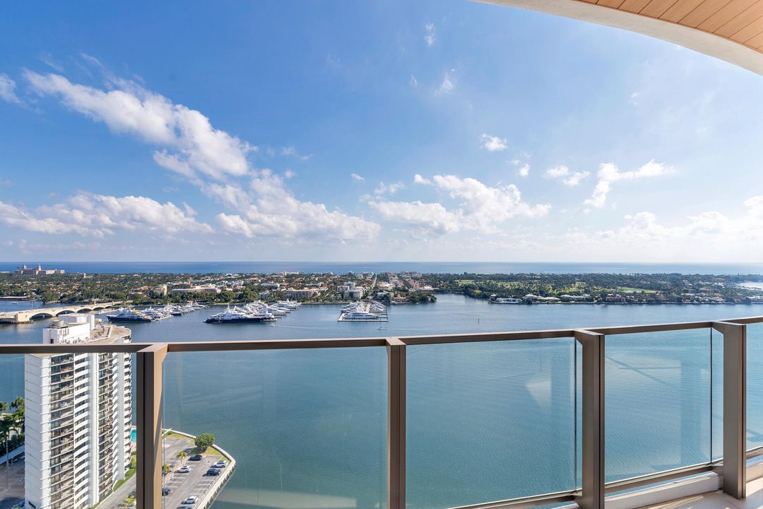 For Sale: $14,675,000 (4 beds, 4 baths, 4440 Square Feet)