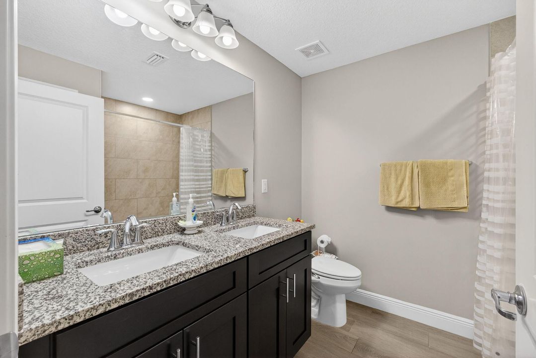 For Sale: $725,000 (4 beds, 2 baths, 2125 Square Feet)