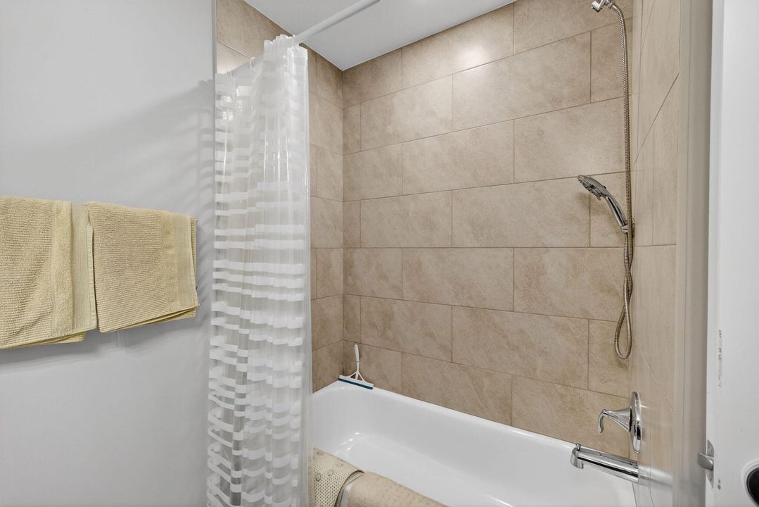 For Sale: $725,000 (4 beds, 2 baths, 2125 Square Feet)