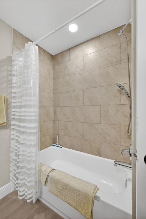 For Sale: $725,000 (4 beds, 2 baths, 2125 Square Feet)