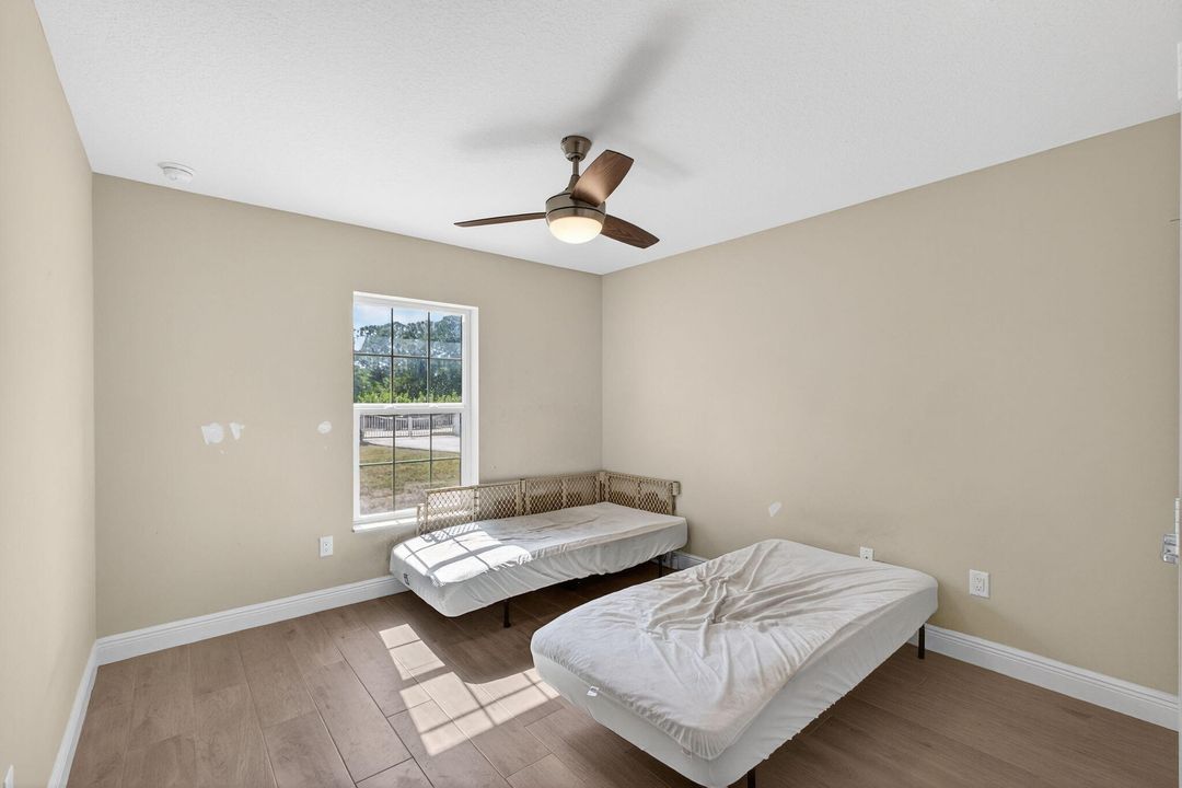 For Sale: $725,000 (4 beds, 2 baths, 2125 Square Feet)