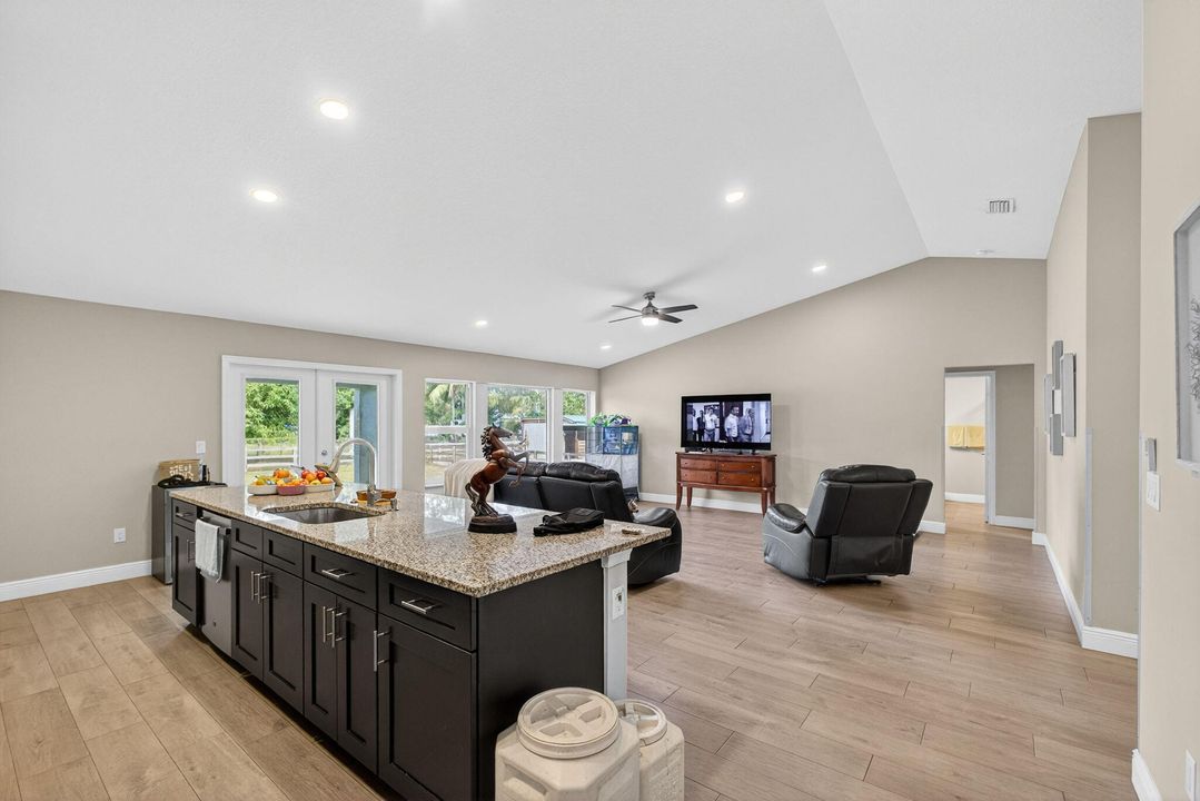 For Sale: $725,000 (4 beds, 2 baths, 2125 Square Feet)