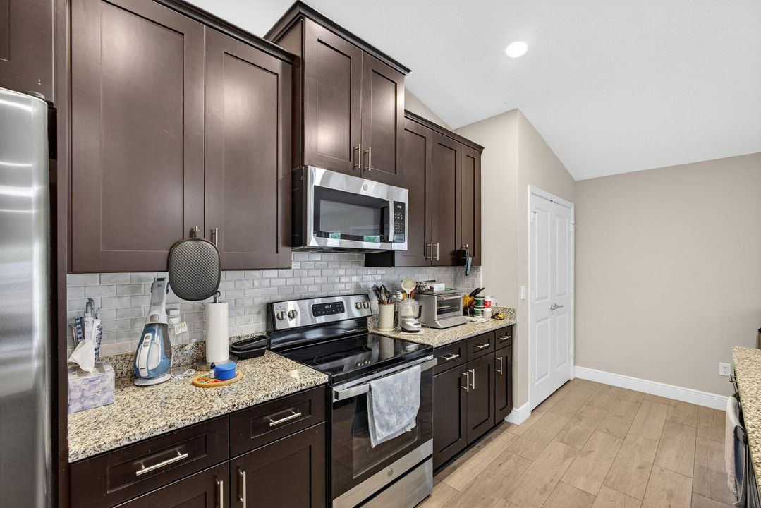 For Sale: $725,000 (4 beds, 2 baths, 2125 Square Feet)