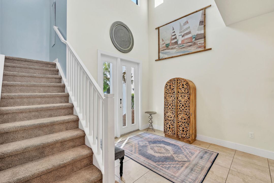 For Sale: $975,000 (5 beds, 4 baths, 3016 Square Feet)